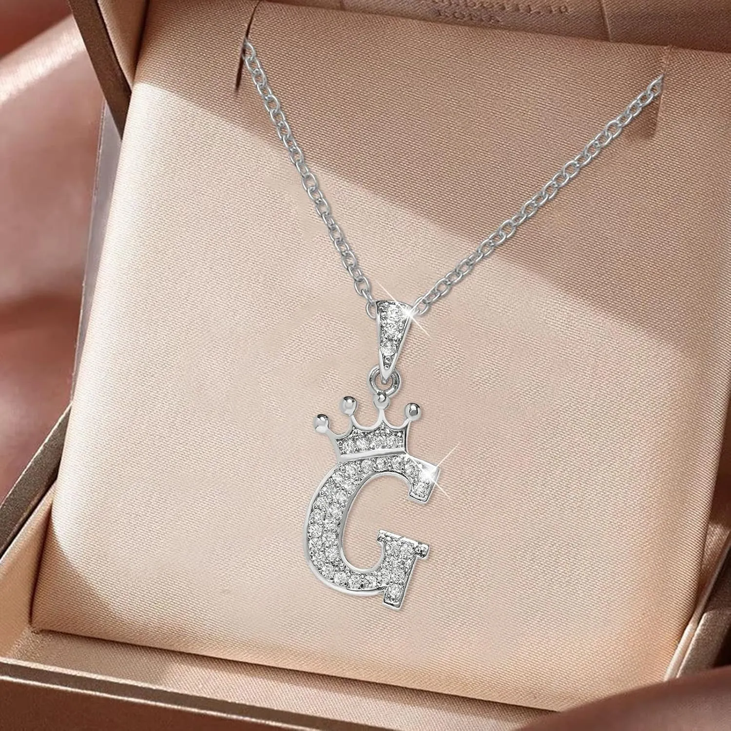 Y- Pendant Necklace Choker Necklaces for Women Crown 26 English Letters Full Diamond Pendant Necklace For Women